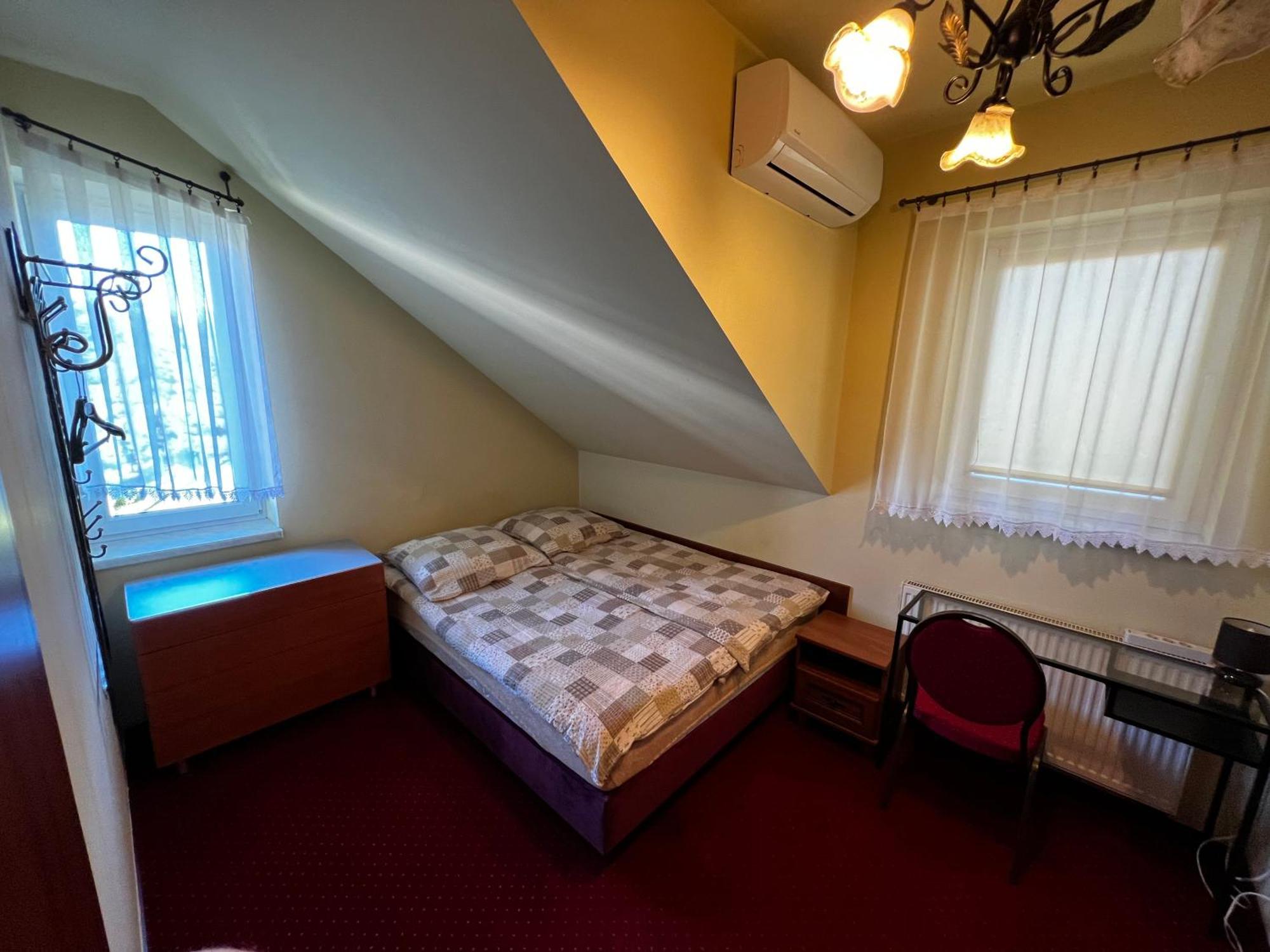 Zajazd Skorpion B&B Oświęcim  Eksteriør billede