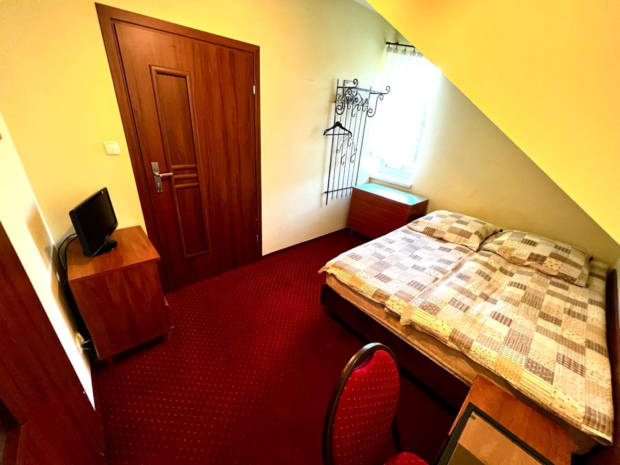 Zajazd Skorpion B&B Oświęcim  Eksteriør billede