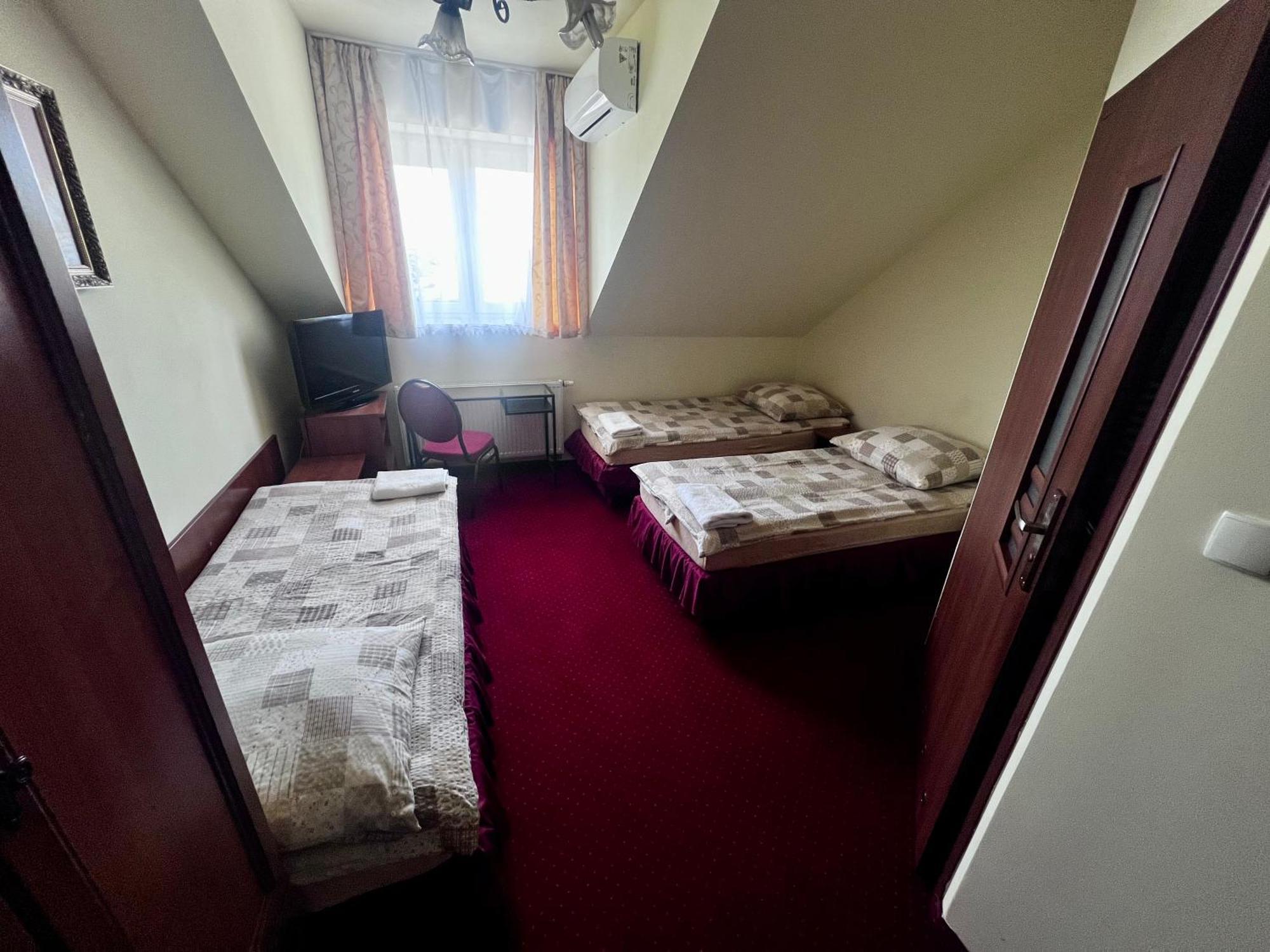 Zajazd Skorpion B&B Oświęcim  Eksteriør billede